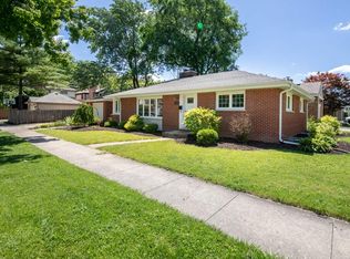 2719 Virginia St, Park Ridge, IL 60068