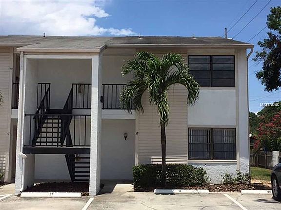 2nd image of 3102 W Horatio St Unit 28