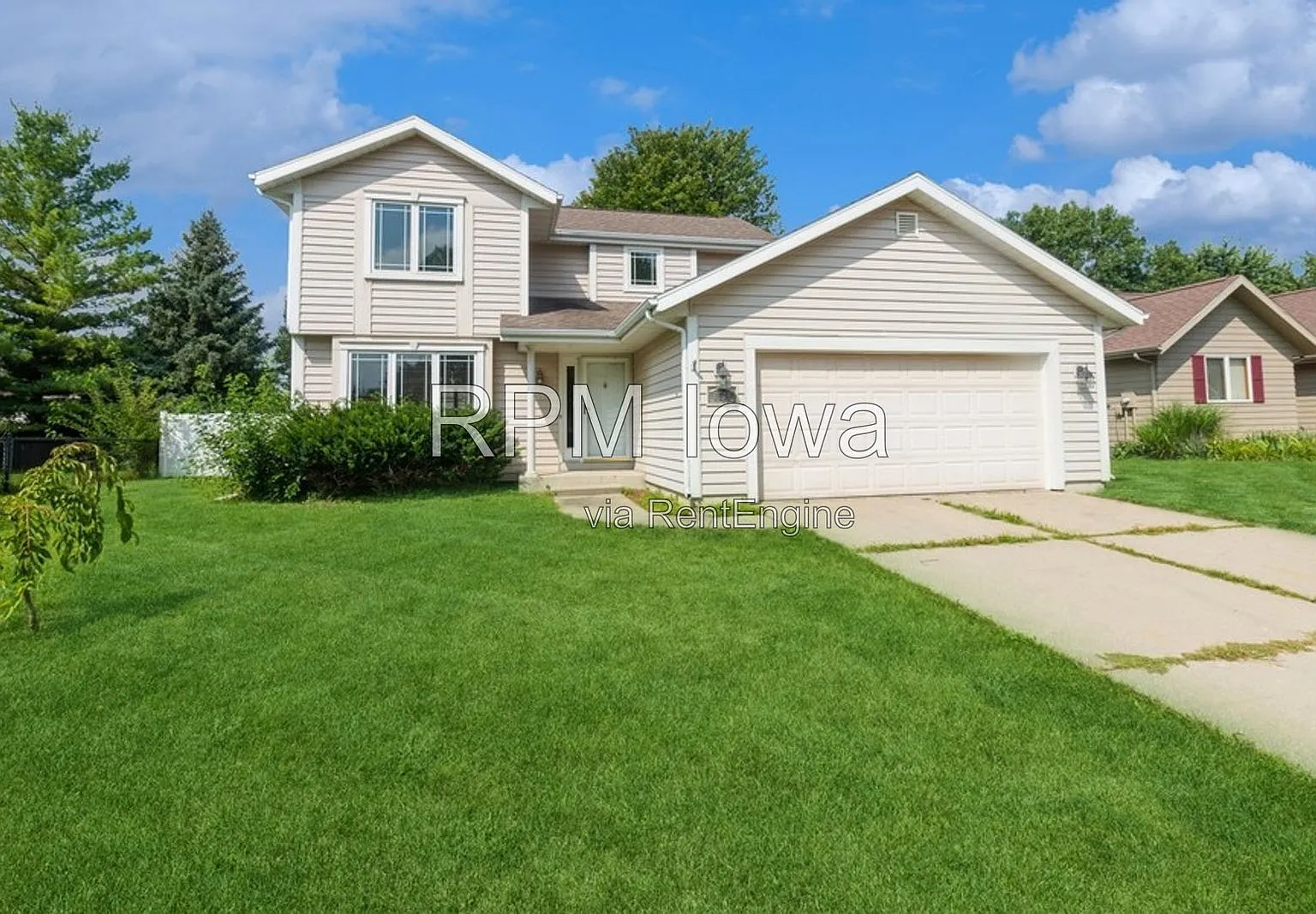 4 bed, 3.5 bath, 2137 sqft, $2,195 — Photo 1