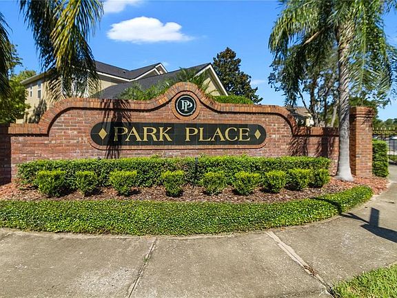 2nd image of 642 Park Forest Ct