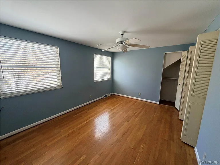 1080 W Highland Rd — Photo 25
