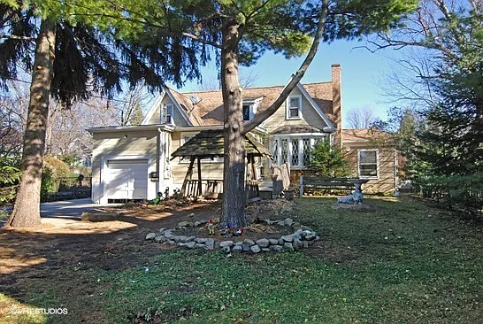 219 Western Ave photo 1