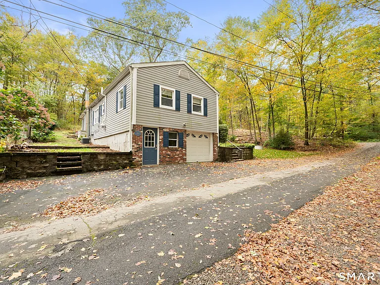 87B Cottage Rd — Photo 35