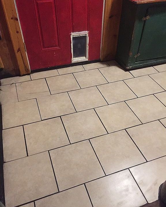 2nd image of 4655 SE 51st St
