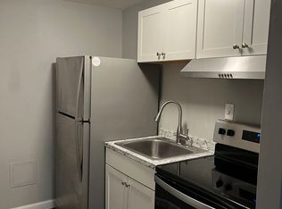 5 Silvestri Cir, Derry, NH 03038