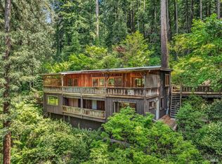 10968 Terrace Dr, Forestville, CA 95436
