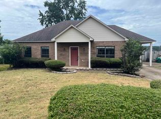 2104 Jonathan Ln, Searcy, AR 72143