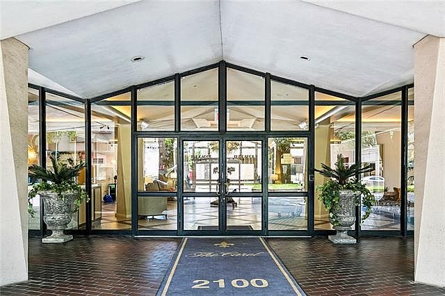 1st image of 2100 Saint Charles Ave APT 5M