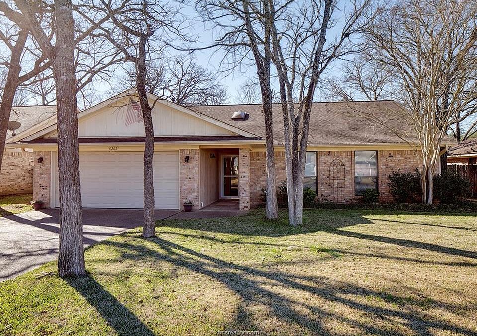1st image of 9202 Timber Knoll Dr