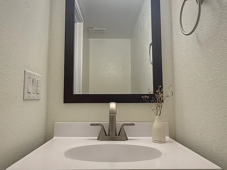 1919 W Homestead Farms Ln #3 — Photo 14