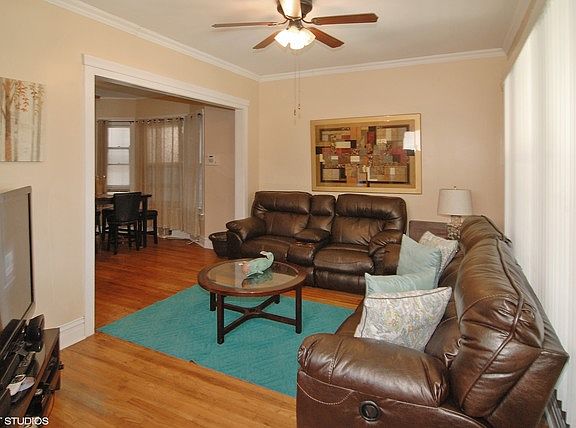 3rd image of 1413 N Lorel Ave