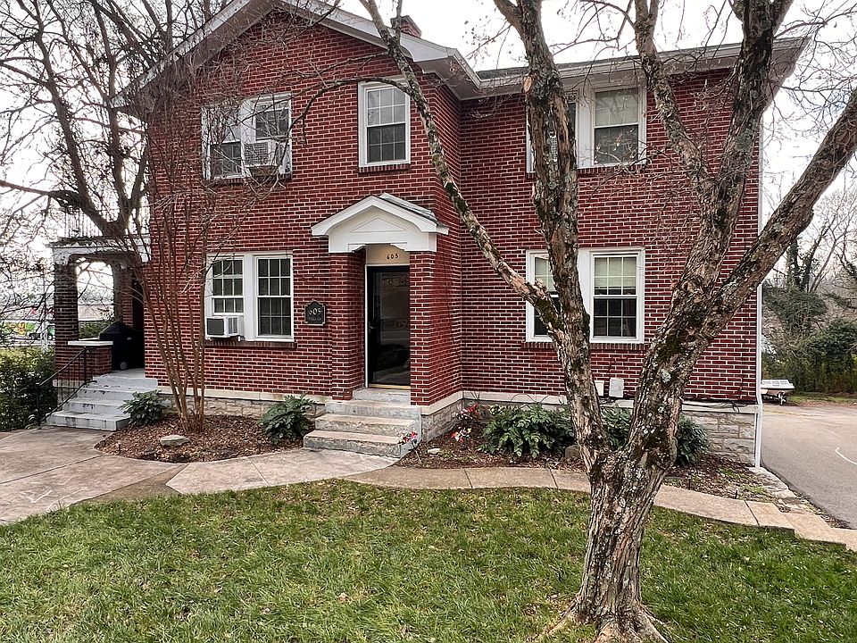 1st image of 605 W 7th St