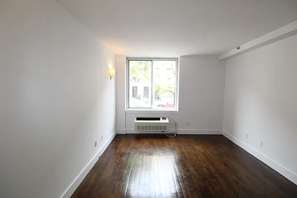 Rented by Corcoran | media 10