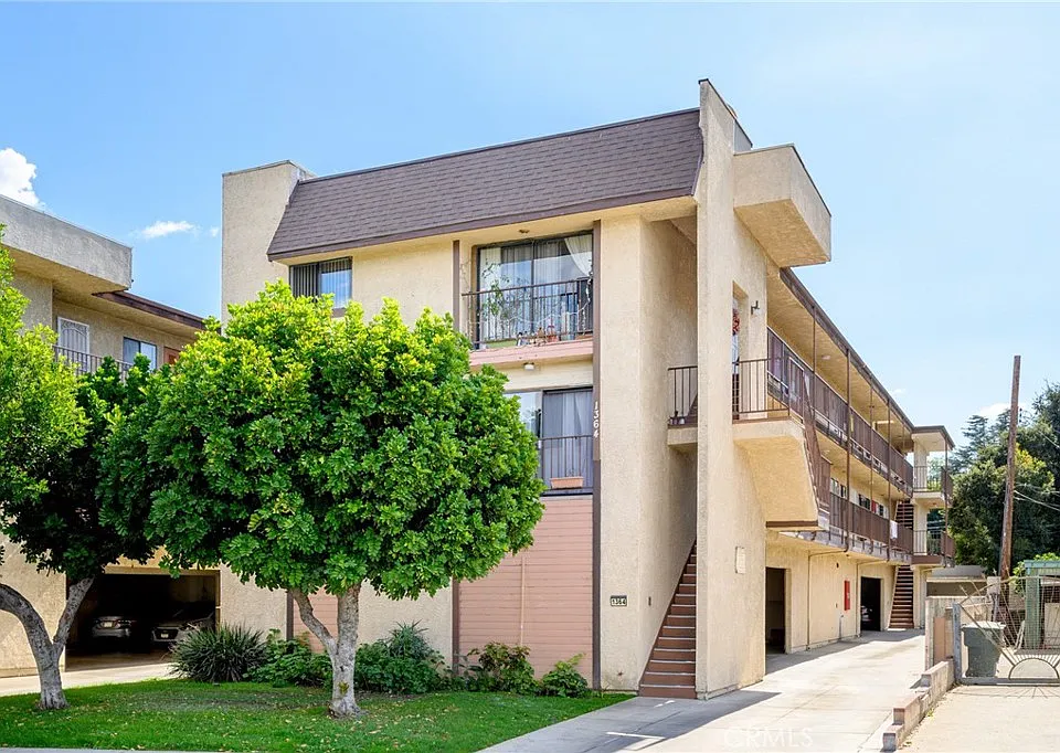 1364 E Garfield Ave #1