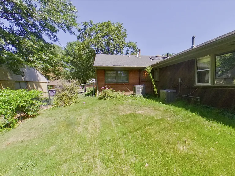 2441 Hobbs Dr — Photo 19