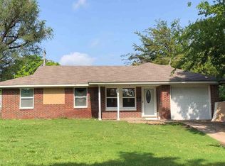 2213 S Hiram Ave, Wichita, KS 67213