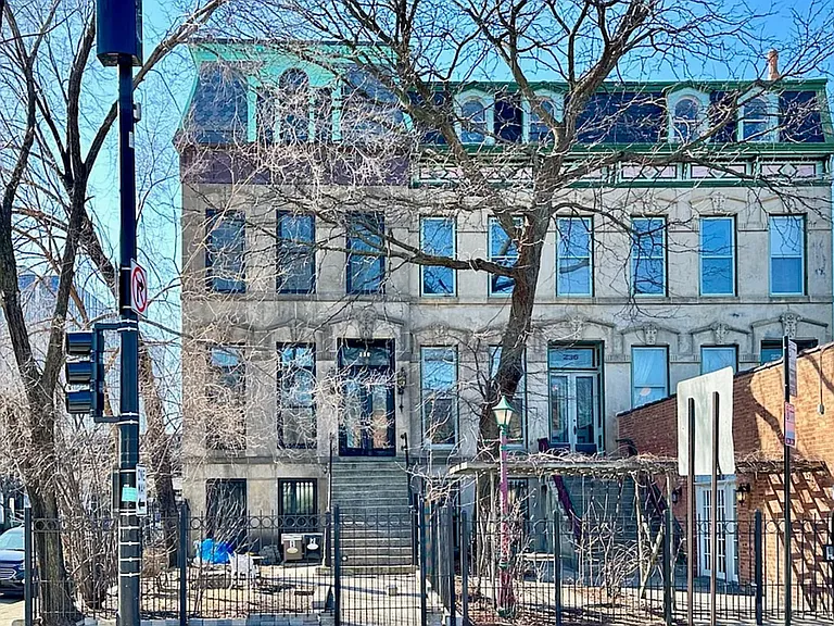 238 S Ashland Ave — Photo 2