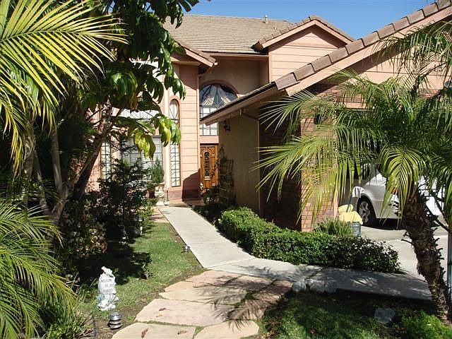 2nd image of 15213 Camarillo St