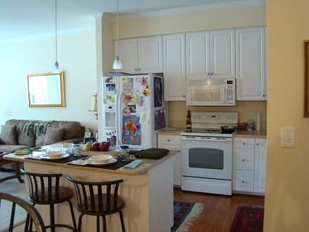 2nd image of 230 Nat Turner Blvd Unit 2012