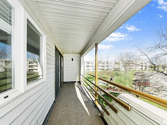3rd image of 2701 W Willowlake Dr APT 89