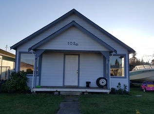 1036 W 12th St, Port Angeles, WA