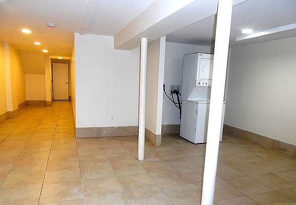 4th image of 950 Nostrand Ave #1A