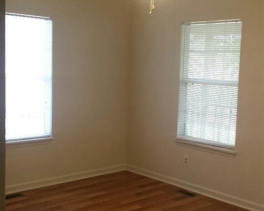 2nd image of 225 Cronan Dr