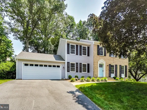 9736 Abington Ct, Fairfax, VA 22032