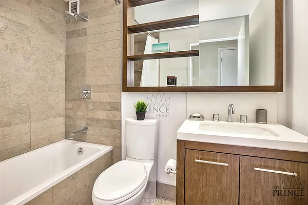 Rented by Town Residential | media 15