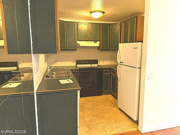 3rd image of 2385 Tripp Dr APT 8