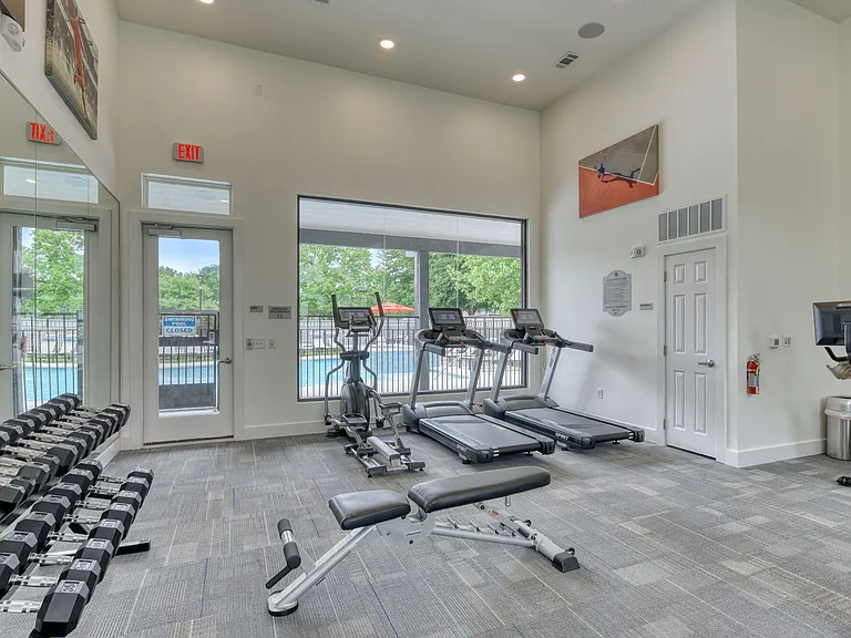 Alamo Residences at Spurs Lane — Photo 4