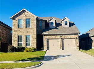 1609 Meadow Trail Ln, Aubrey, TX 76227