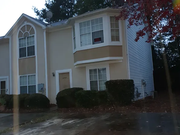 5097 Chupp Way Cir, Lithonia, GA 30038