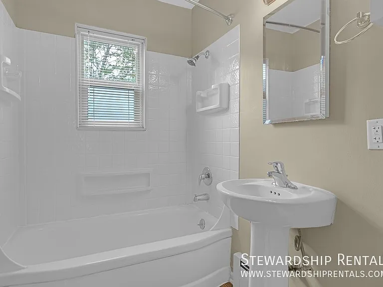 942 E 18th Ave #3 — Photo 7