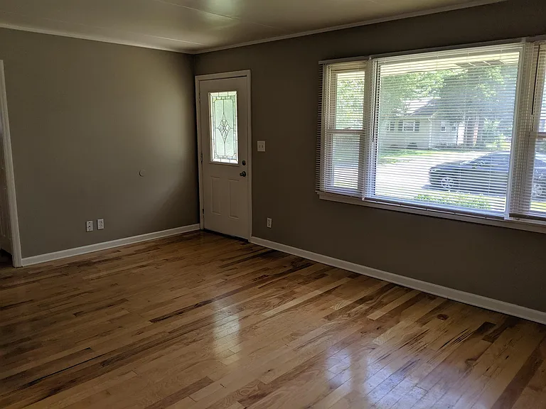 5409 Rawlings Dr — Photo 6