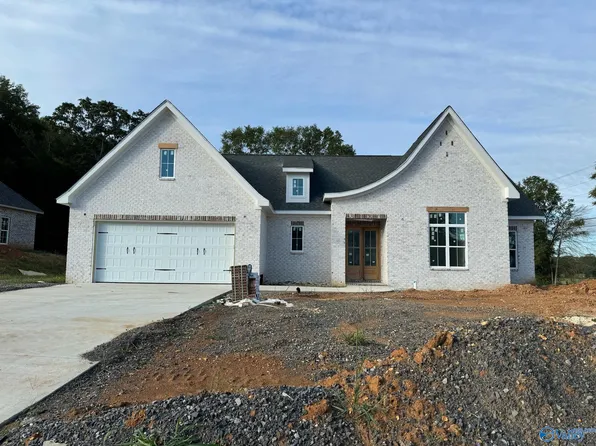 16 Tumbleweed Dr, Guntersville, AL 35976