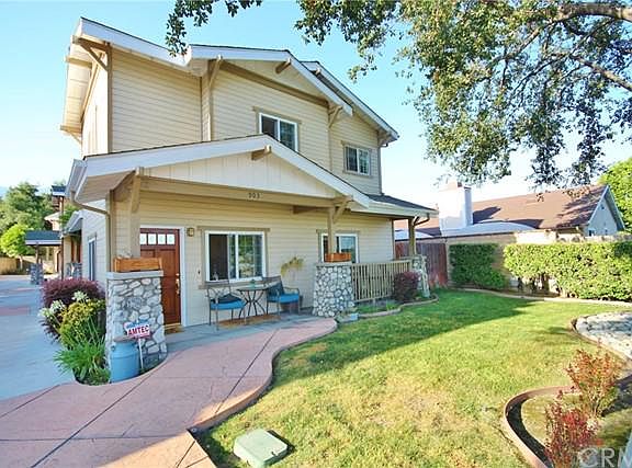 2nd image of 903 Royal Oaks Dr