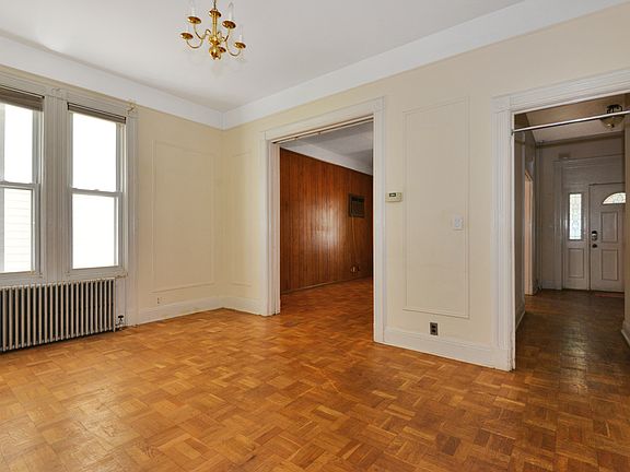 4th image of 523 E 235th St