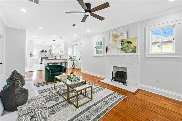 2340 Broadway St — Photo 10