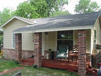 2nd image of 443 Estrella St