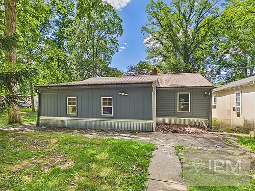 2451 Log Cabin Rd Photo 1
