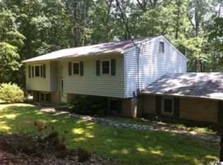 1297 Asper Dr, Boiling Springs, PA 17007
