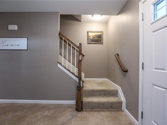 5th image of 1717 Marion Way
