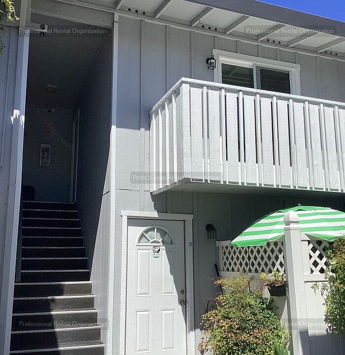 1st image of 445 S E St #20
