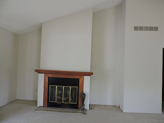 5th image of 14849 Williams Ct