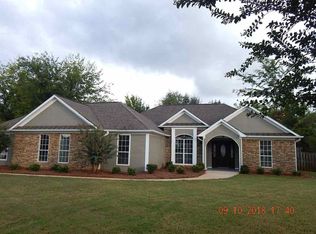 1729 Bradford Ln, Bessemer, AL 35022