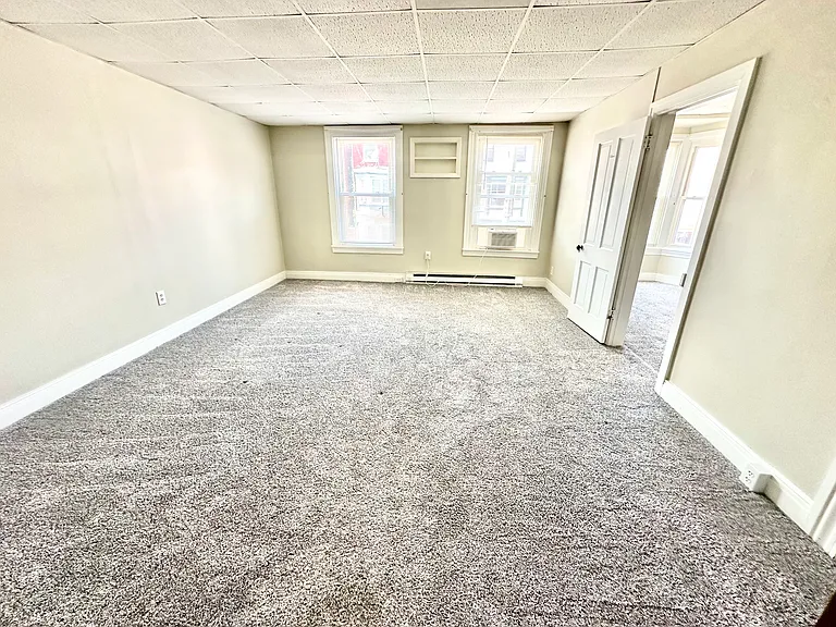 61 W Main St — Photo 8