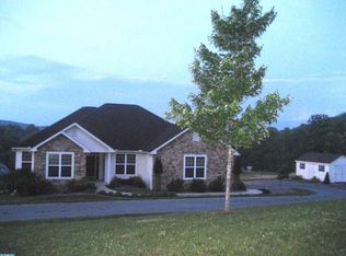 28 Kellen Ct, Birdsboro, PA 19508