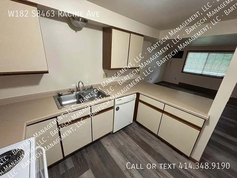 W182S8463 Racine Ave — Photo 10
