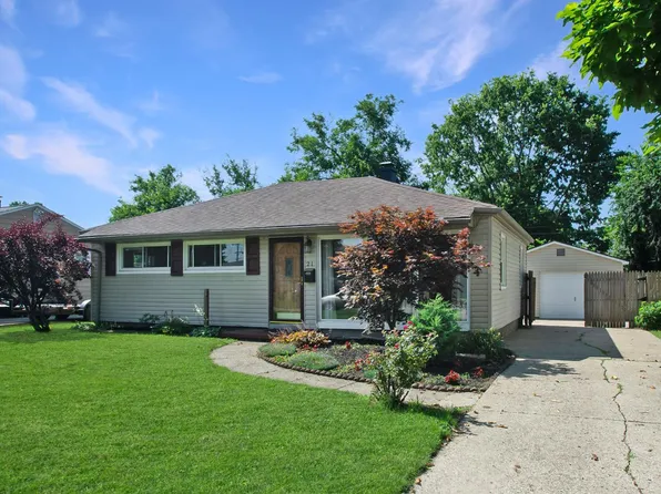 21 Meadow Dr, Hamilton, OH 45013